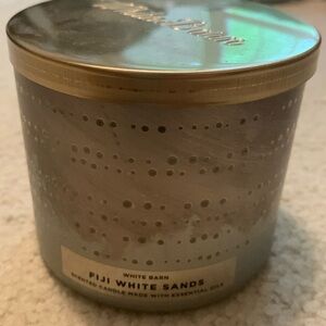 Bath & Body Works Fiji White Sands candle (2020)
